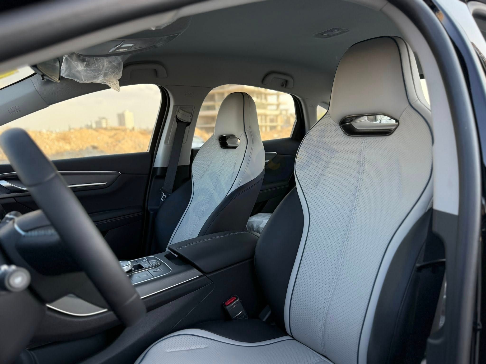 محبوبة الجميع بأقوى سعر في سوريا … تصميم شبابي مميز واقتصادية فائقة