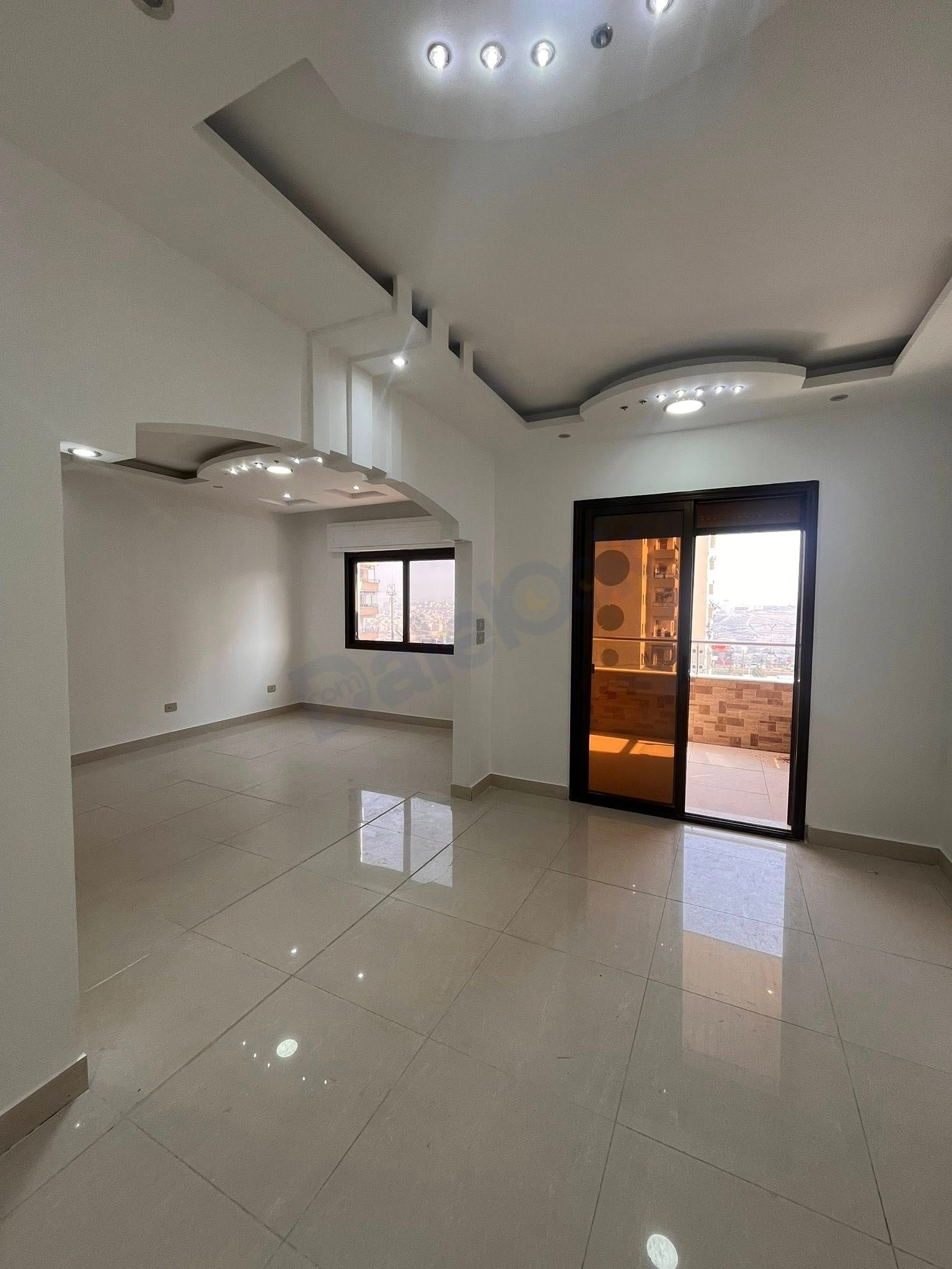 للبيع منزل في ضاحية قدسيا