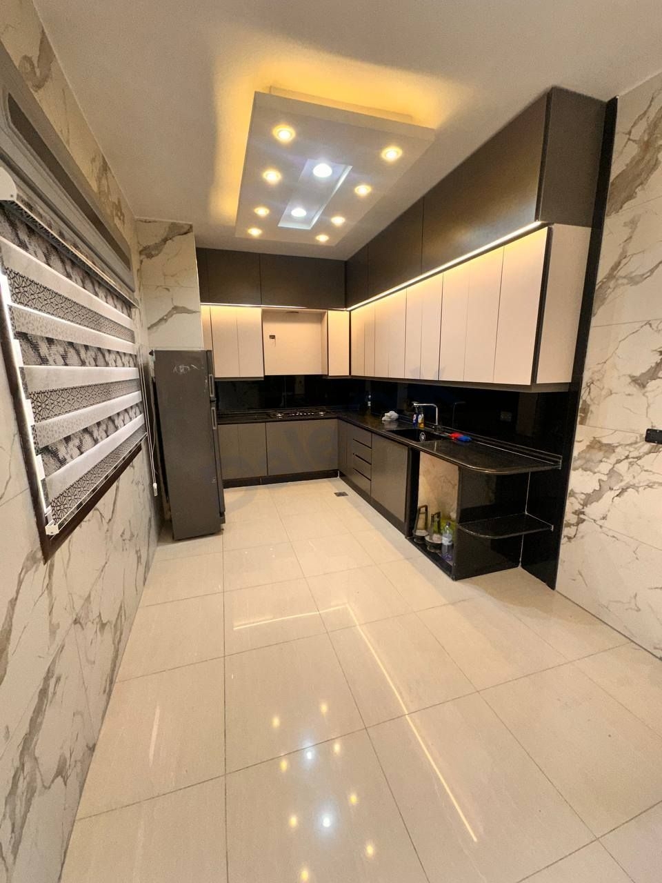 For sale at a special price with brushes in Jaramana