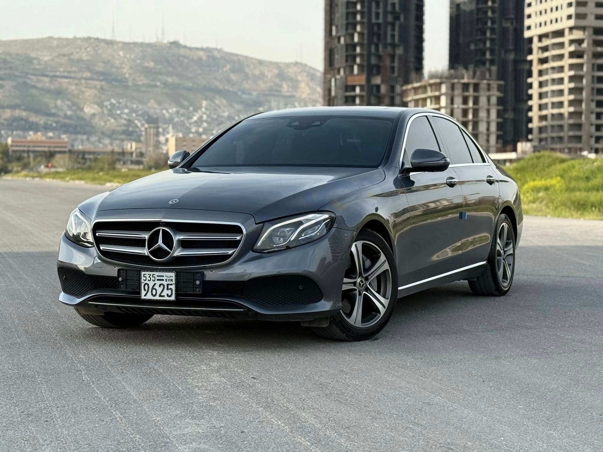 Mercedes E300 for sale in Damascus