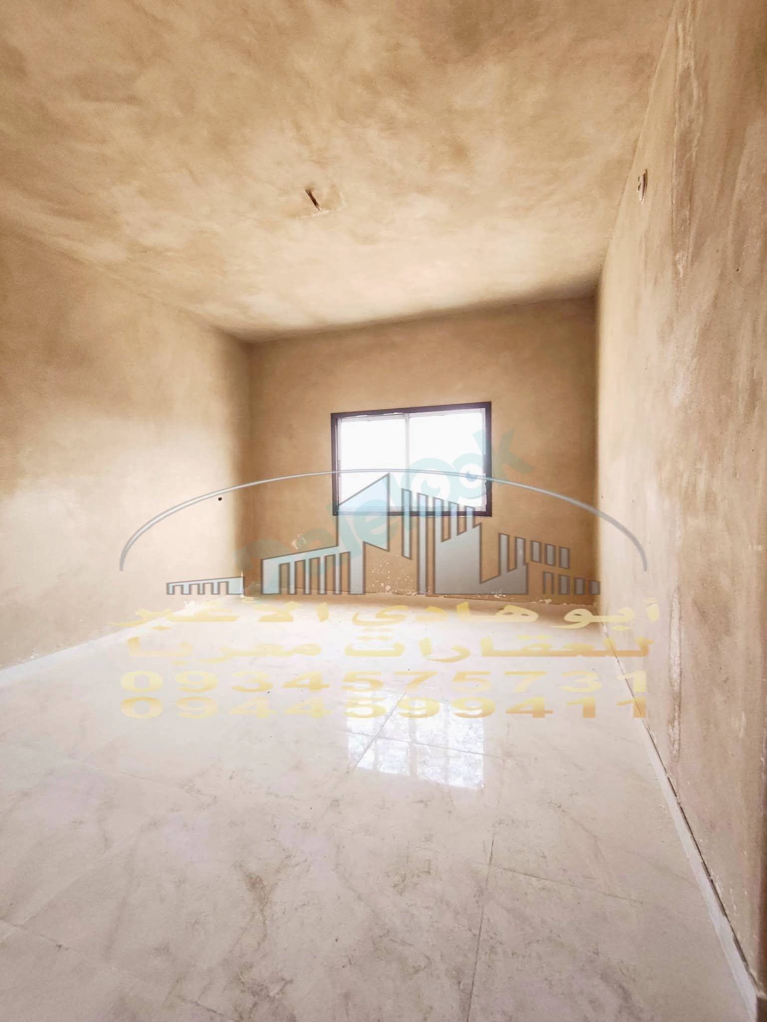 للبيع شقة سكنية حديثة ضمن بناء و منطقة راقية جداً بالقرب من شارع ال 14 الرئيسي مدخل الفستقة الجديد