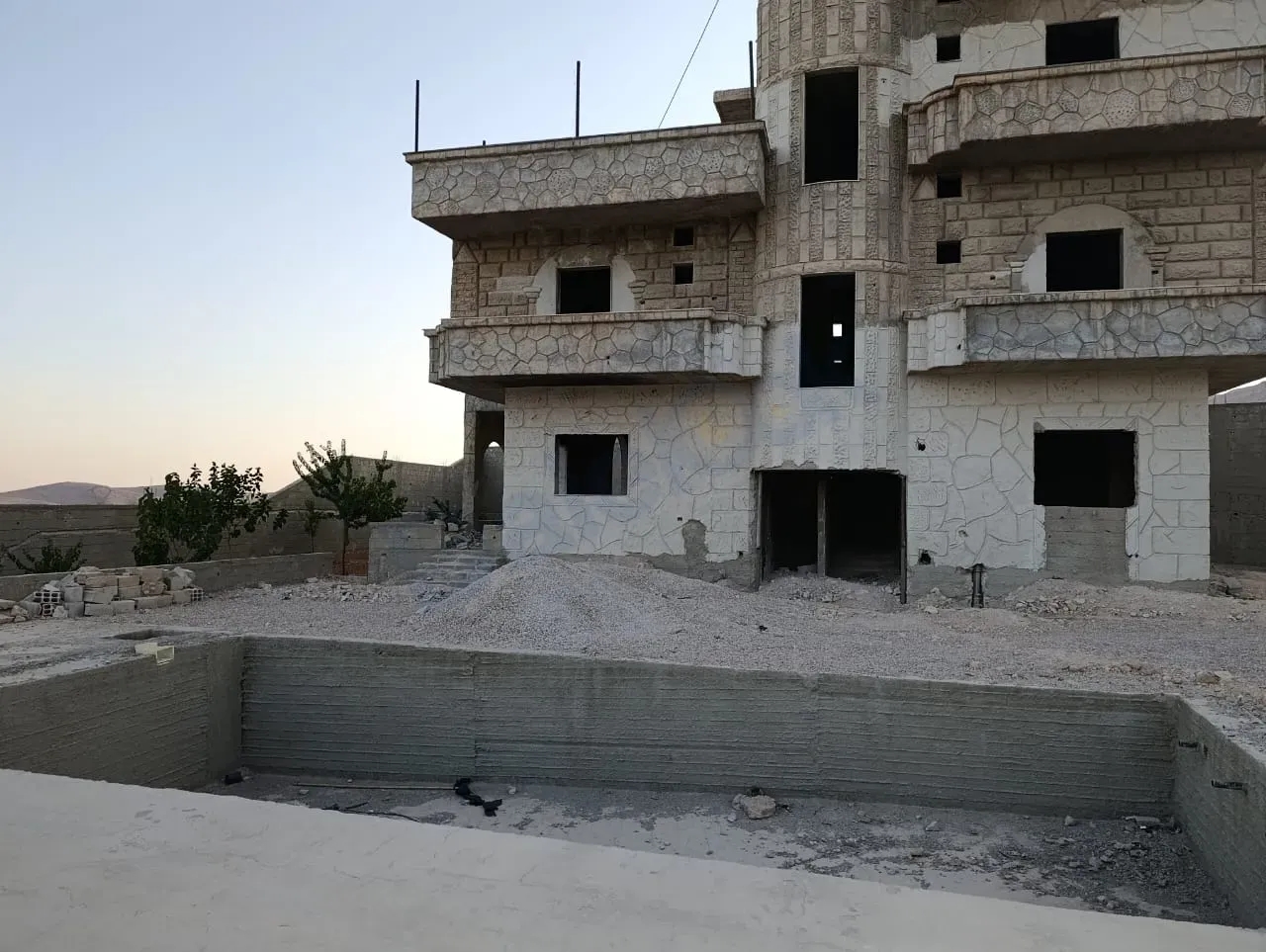 مزرعة للبيع في حفير التحتا